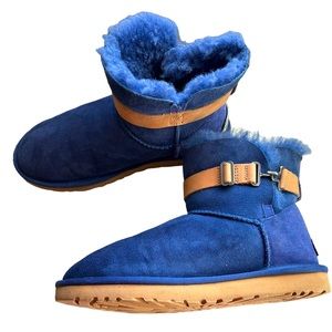 UGG Australia Women's Aurelyn Classic Mini Boots  Size 8